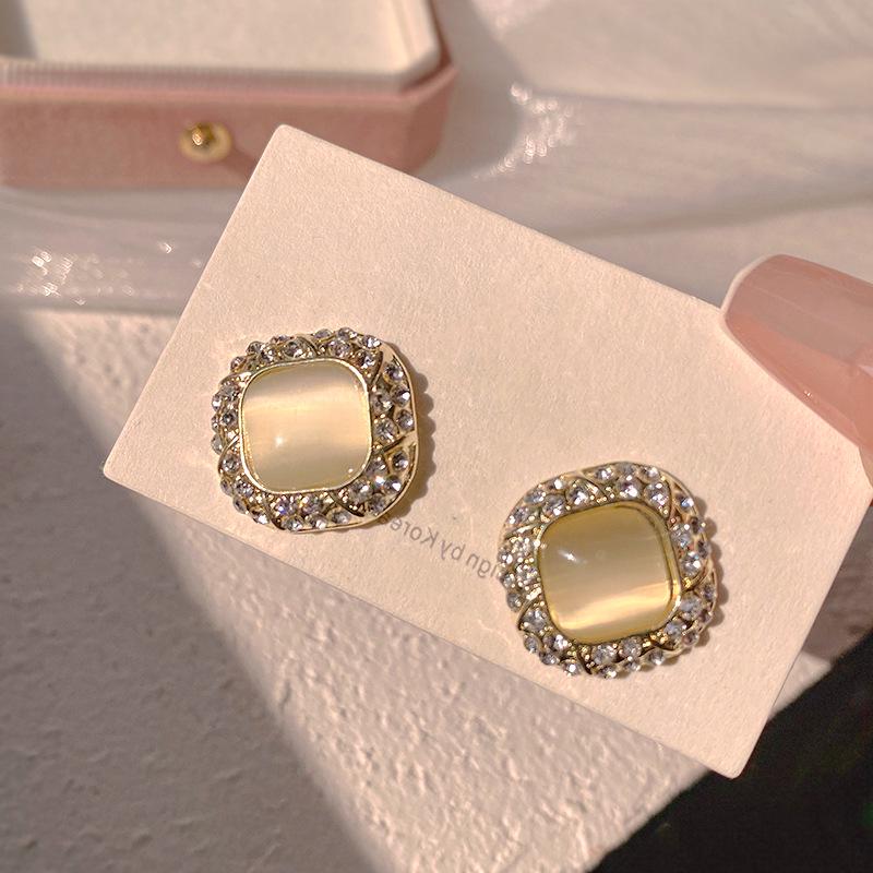 

Корейські срібні сережки 925 проби з розкішними діамантовими китицями - Елегантний та простий дизайн Silver Needle Version