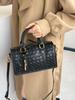 2025 Autumn/Winter Vintage Woven Women's Pillow Shoulder Bag