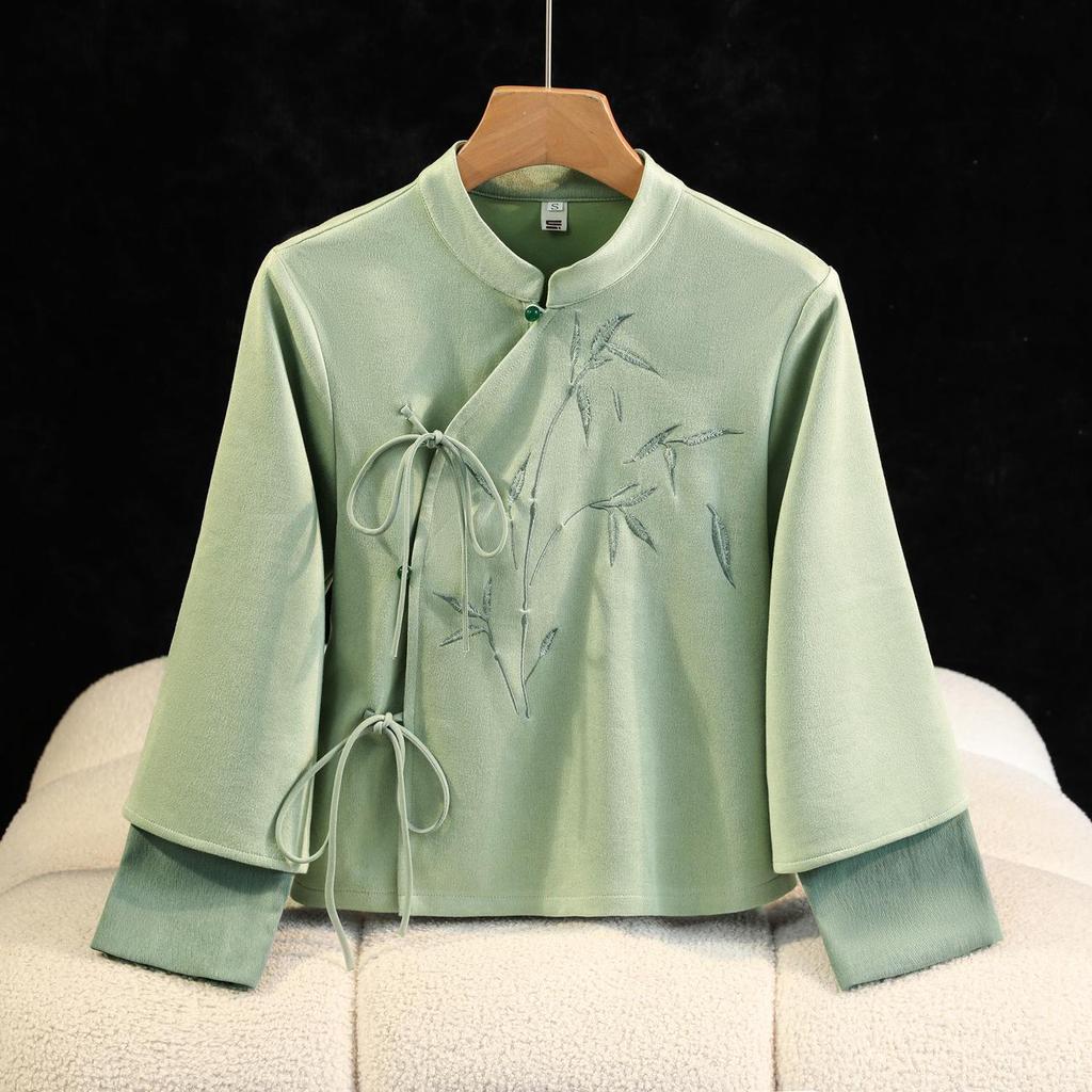 Chinese Style Embroidered Tang Suit Hanfu Qipao Top for Women - Autumn & Winter Collection