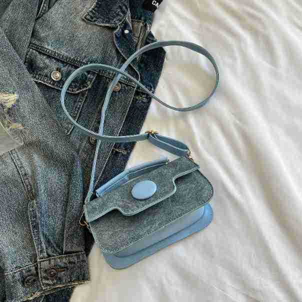 

2025 контрастный цветовой тренд персонализированная повседневная маленькая сумка простая женская сумка сумка через плечо сумка-мессенджер новая женская маленькая квадратная сумка