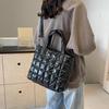 New Large Capacity Handbag Nylon Solid Color Satchel Puffer Crossbody Bag Women Retro Tote Diagonal Cross Bag