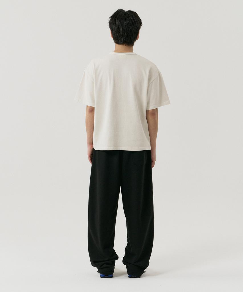GNOK Curved Wide Sweatpants [Black]