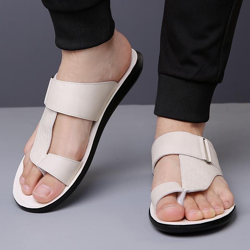 Fashion Summer Men's New Beach Vacation Cool Leather Men Slippers Fashion Man Designer Simple Light Comfortable Outdoor Comfort Slippers