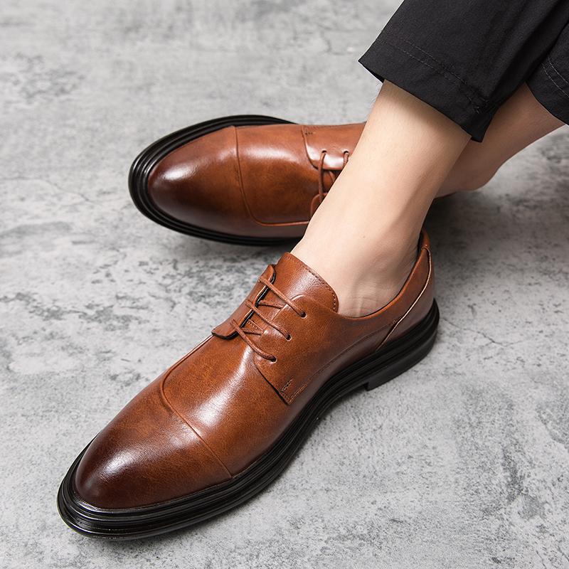 Men’s British Style Brogues Formal Business Leather Shoes Men Tuxedo Party Dress Shoes Plus Size