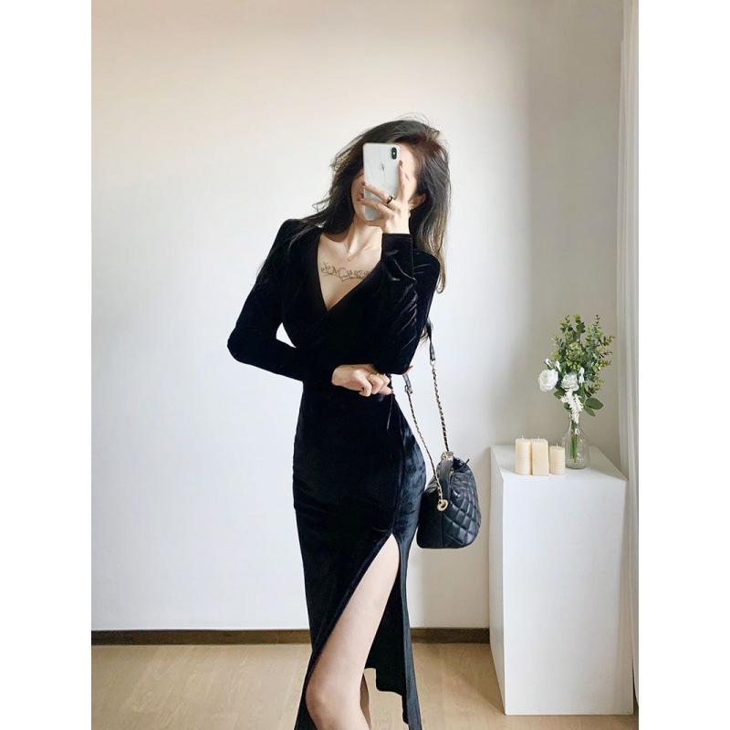 Velvet Dress Women's Autumn and Winter New High-end Muse Fan V-neck Sexy Split-ended Medium and Long Dress