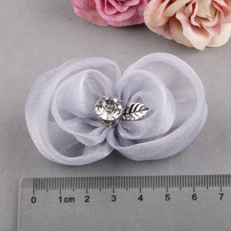 Frühlings-Haar- und Schuhblumen-Accessoires – handgefertigte Blumen aus Wolkengarn für Haarnadeln und Kleidungsdekor für Mädchen