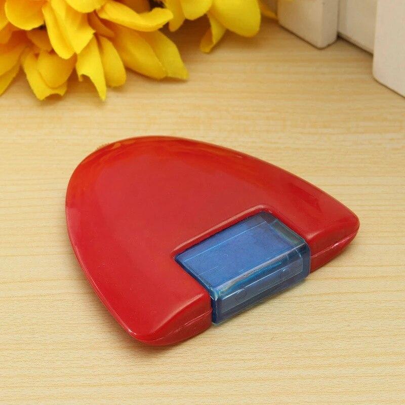 1Pcs DIY Sewing Tool Triangular Chalk Wheel Tailor's Chalk Sewing Clothes Markers Accessory Red White Blue Yellow