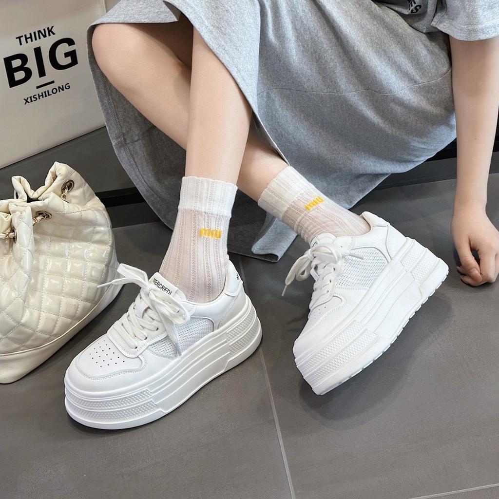 Leather ultra-light thick-soled muffin little white shoes women's spring new white shoes heightening versatile sports and leisure board shoes