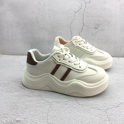 Estação Europeia Tênis de sola grossa feminino primavera novo estudante all-match casual esportes sapatos brancos
