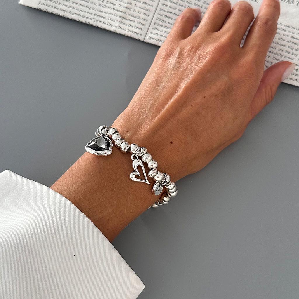 SHIXIN Vintage Acrylic Rhinestone Heart Pendant Bracelet Women Simple Silver Color Elastic Beaded Bracelet Jewelry Accessories