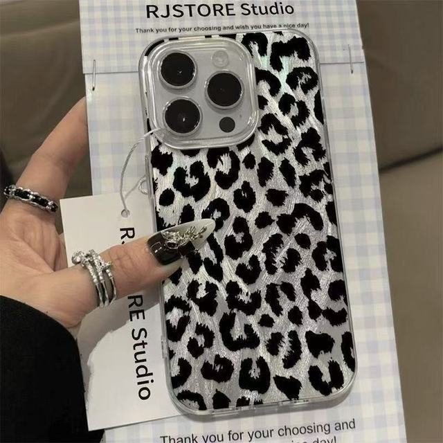 Leopard Love Point Print Phone Case For iPhone 16 15 14 13 12 11 Pro 16E 7 8 Plus X XS Max XR Shockproof Cover