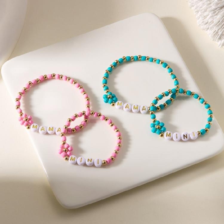 Pair Of Resin Beaded Bracelets Unique Wristband For Versatile Fashion Statements Heart Beaded Stackable Wrist Jewelry