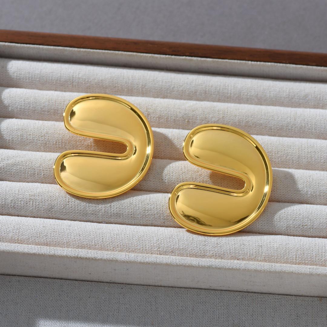 

Spring/Summer High-Sense Irregular Metal Studs S925 Sterling Silver Trendy Luxury Earrings