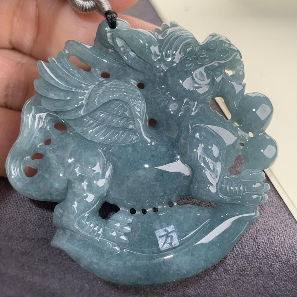 Natural A-Grade Jade Antique Guanyin Pendant for Men and Women