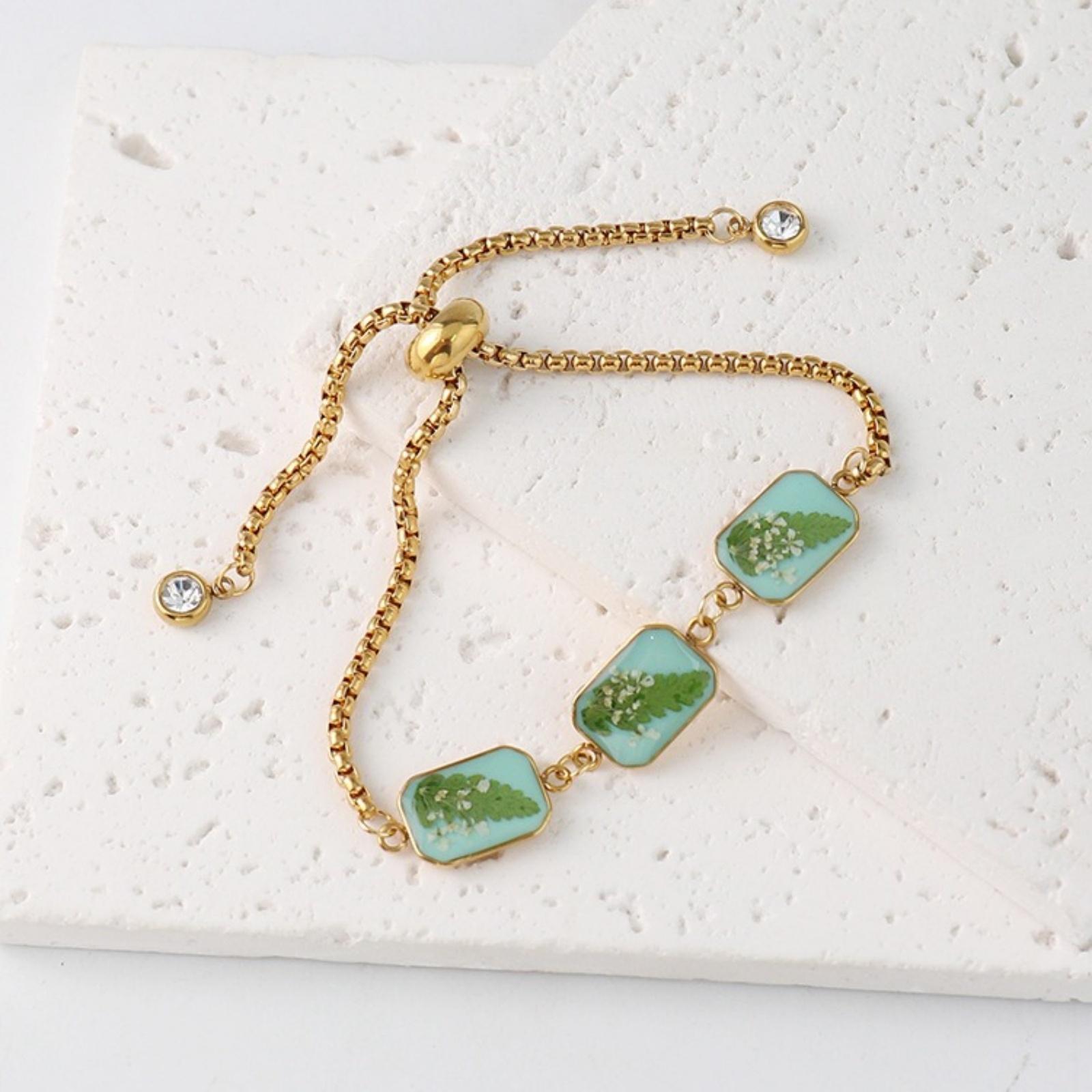 

Adjustable Slider/ Slide Resin Flower Bracelets 18K Gold Plated Women s Handmade Resin 304 Stainless Steel Jewelry Pastoral Gift 17cm