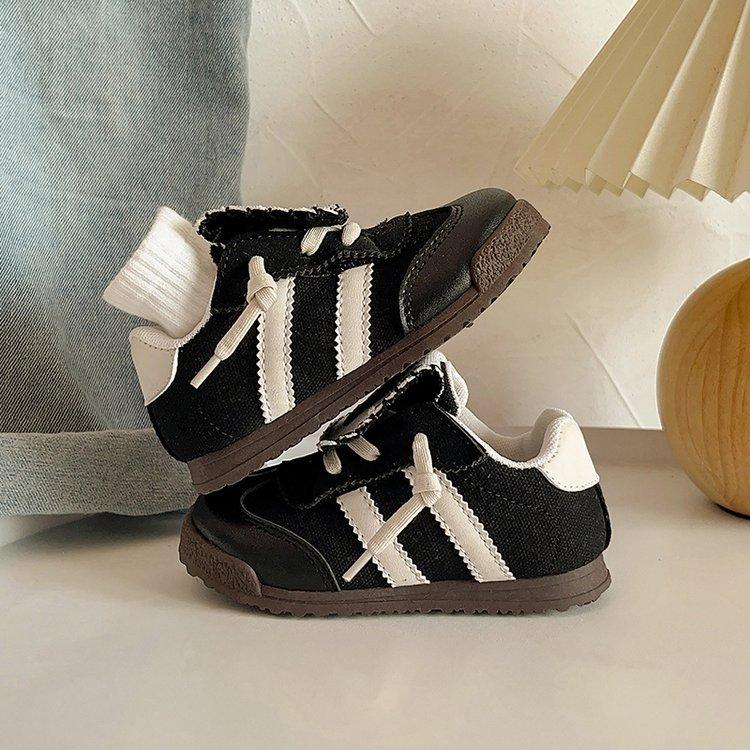 Korean version of retro classmates children's sports shoes 2025 spring new boys board shoes girls baby moral training shoes