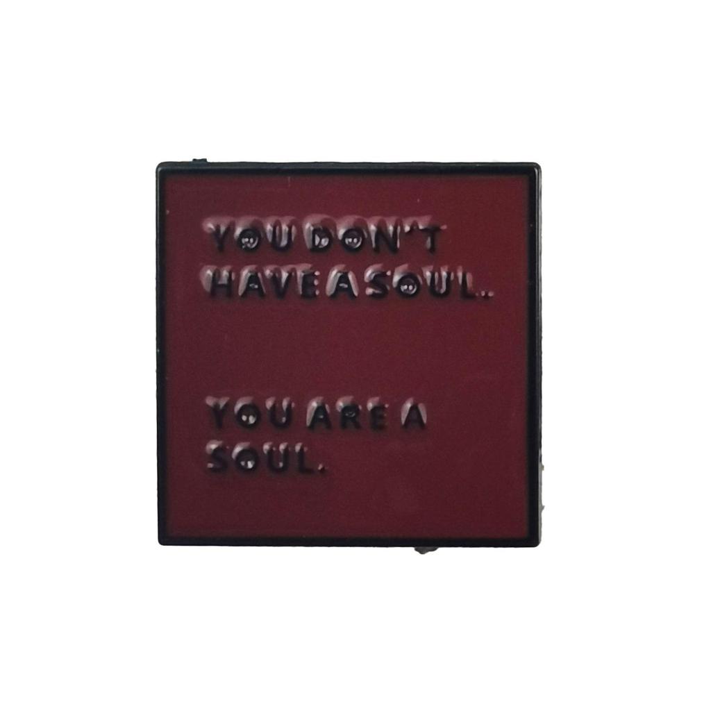 Classic English Quote Brooch: Elegant Geometric Enamel Alloy