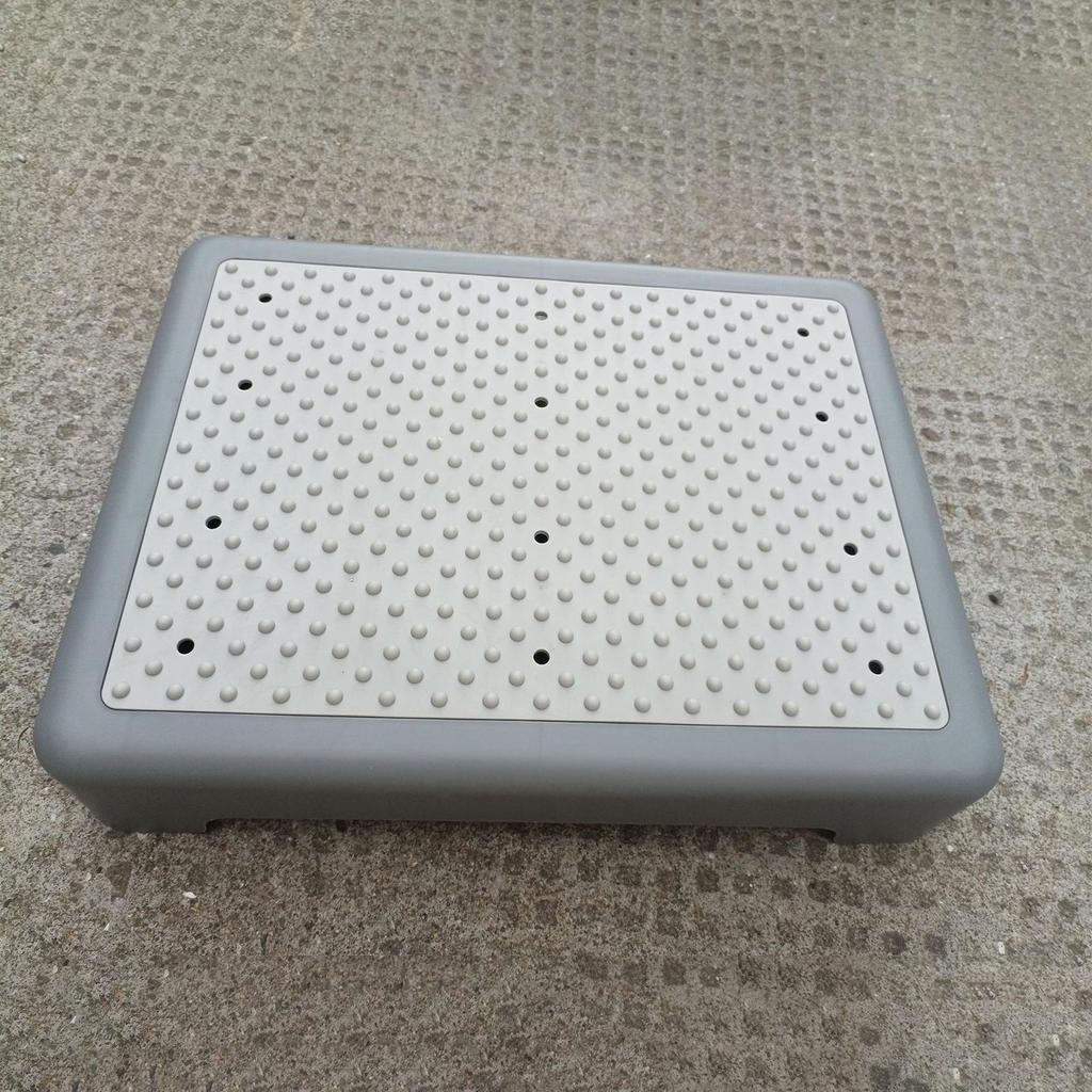 Step Stool for Adults Seniors Elderly Portable Indoor and Outdoor,Assistive Device, Office