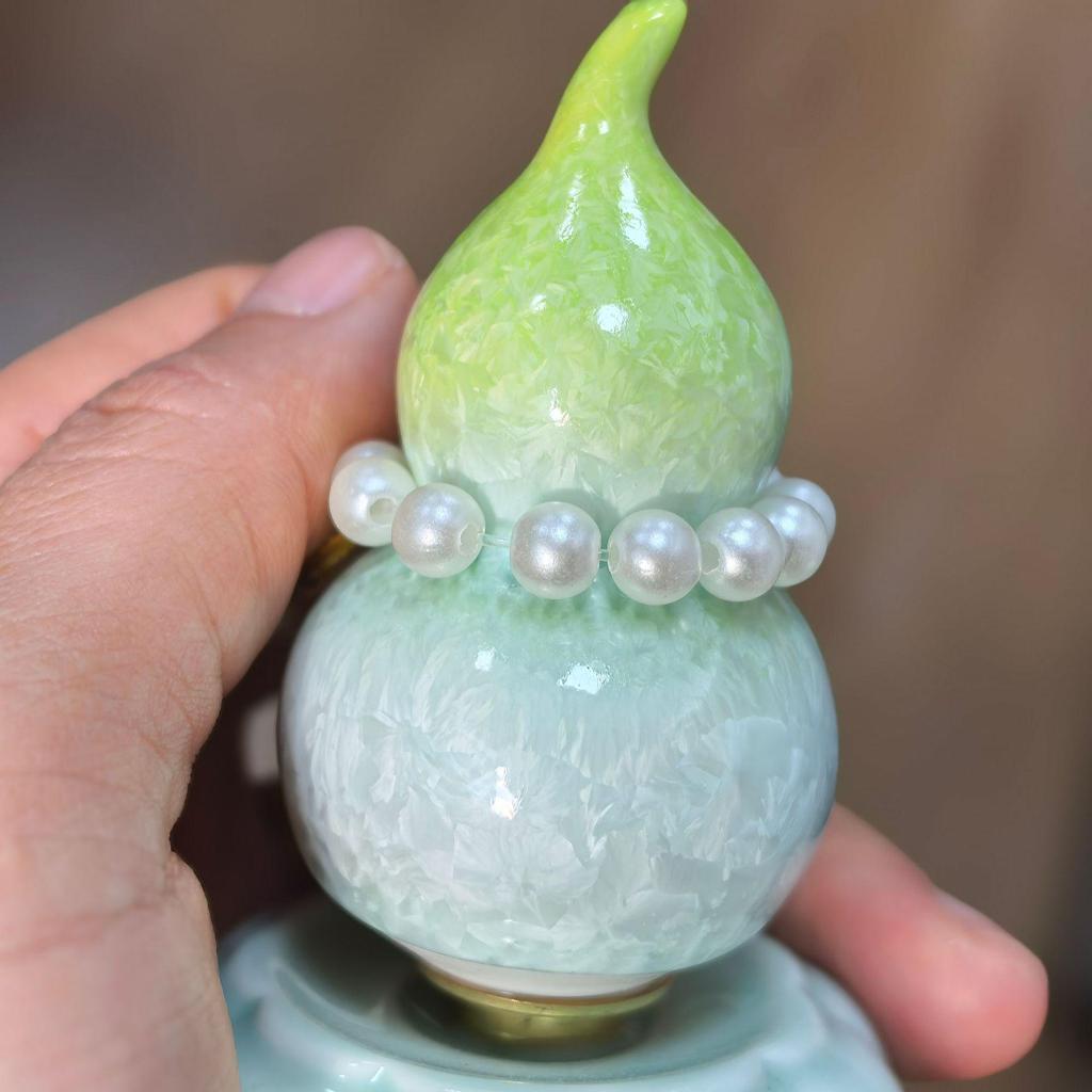 Pearlescent Iridescent Double Fortune & Longevity Gourd Ornament with Blue Porcelain Base - Hand-painted Gradient for Birthday or Housewarming Gift