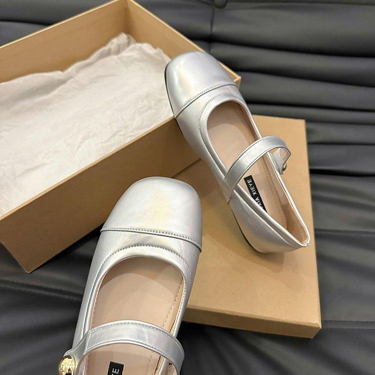 Mary Jane malé kožené boty dámské 2025 nové jarní a podzimní francouzské s plochou podrážkou nízký podpatek čepice boty jednopřezkové mokasíny jediné boty