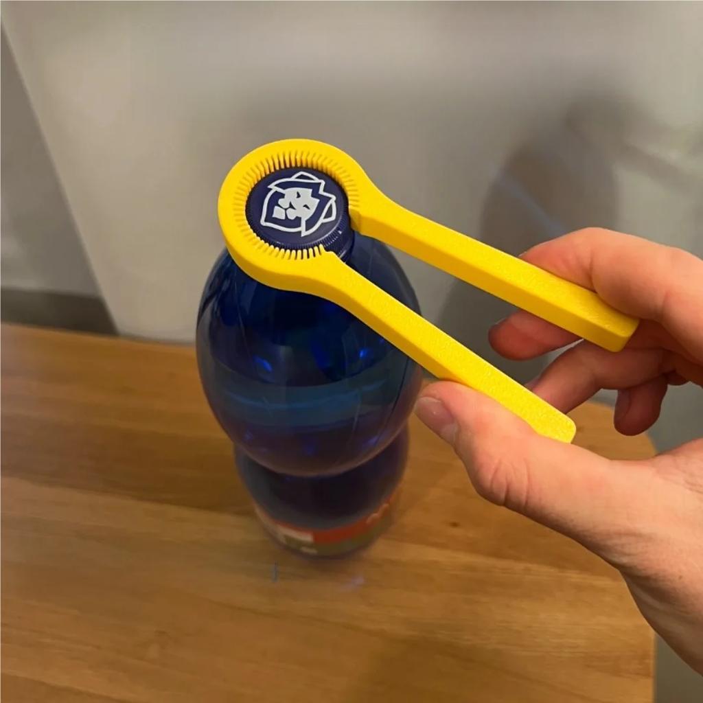 Twist Bottle Opener - Multifunctional Bar Tool, Ergonomic Kitchen Tool for Beer and Bottle Caps, Portable Twist Bottle Opener.