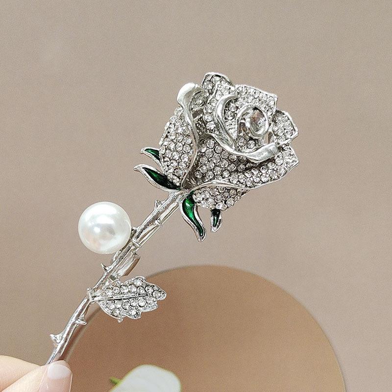 Elegant Rose Brooch with Diamonds & Pearls - Korean Style Suit Pin