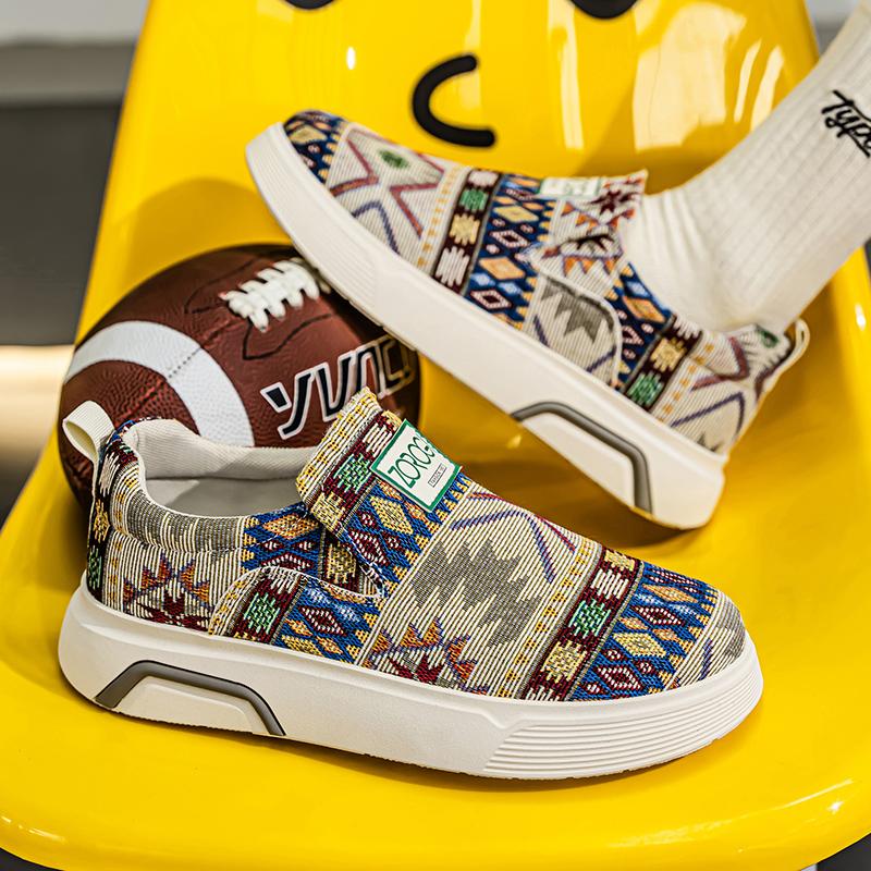 Chaussures pour Hommes Mocassins Skateboard Douces et Confortables Extérieur Été Baskets pour Hommes Résistantes à l'Usure Ventilées Antidérapantes Mode