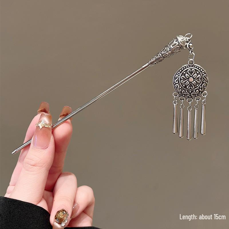 2025 High-End Silver Miao Tassel Hairpin: New Chinese Ethnic Hanfu Style for Women серебряная этническая заколка для волос с кисточкой