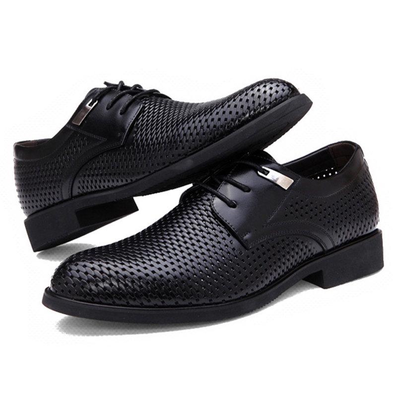 Fashion New Summer Genuine Leather Men Oxford Shoes British Style Pointed Toe Hollow Breathable Black Leather Men Dress Shoes