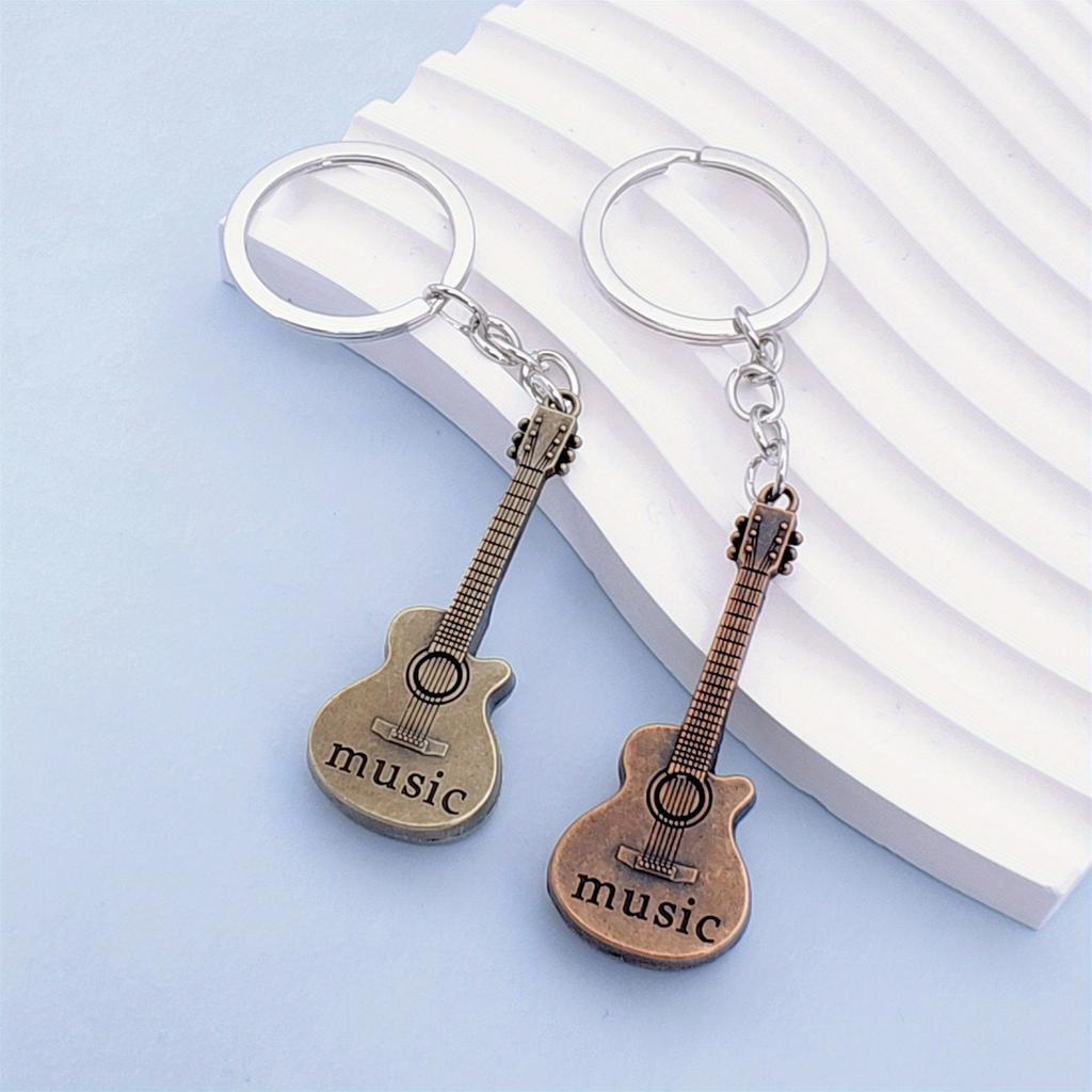 Cuteness Aesthetic Guitar Keychain Great Key Accessory Guitar Key Pendant Alloy Texture Suitable for Music Festivals