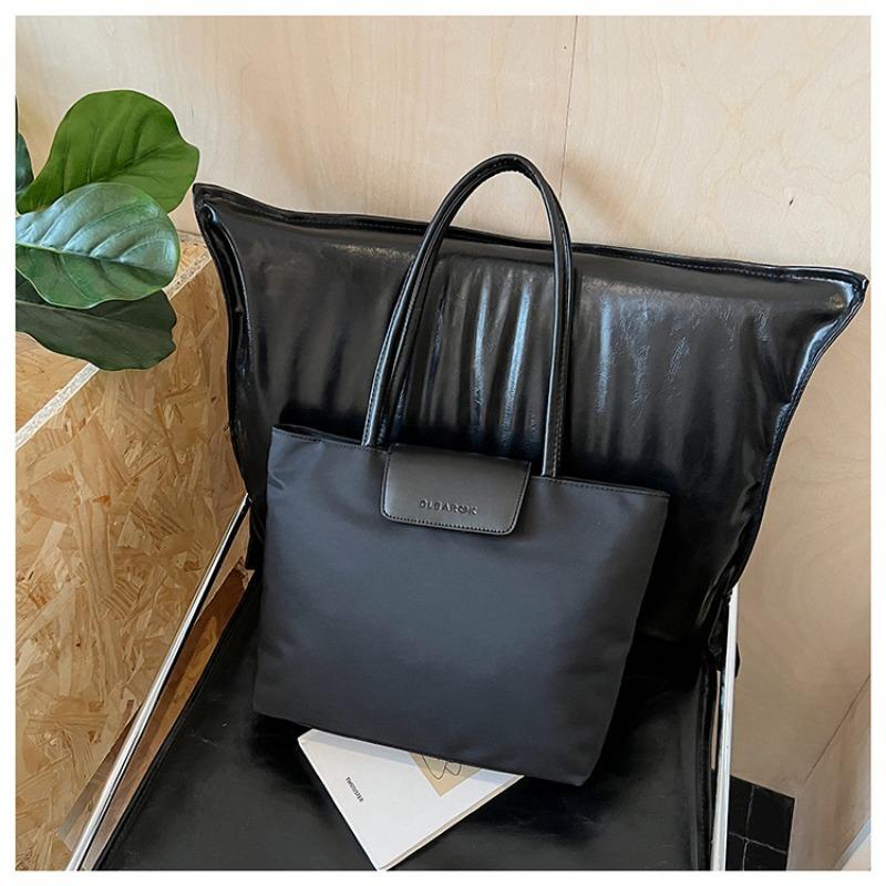 

Сумка большой вместимости женская летняя универсальная новая простая повседневная на плечо текстурная студенческая сумка-тоут чёрный