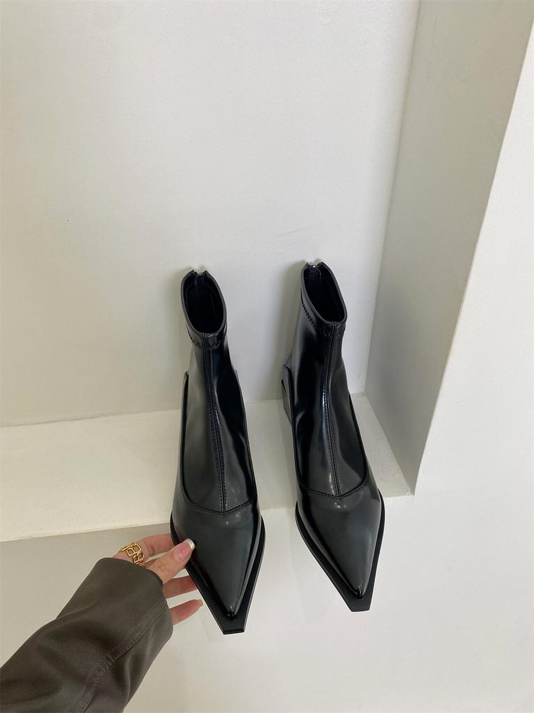 Thick Heel Pointed White Thin Boots Small Short Boots Women's Shoes 2025 New Spring, Autumn and Winter Versatile Korean Small Ankle Boots