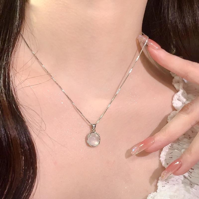 White Chalcedony & Moonstone Choker Necklace - Elegant Design for Women