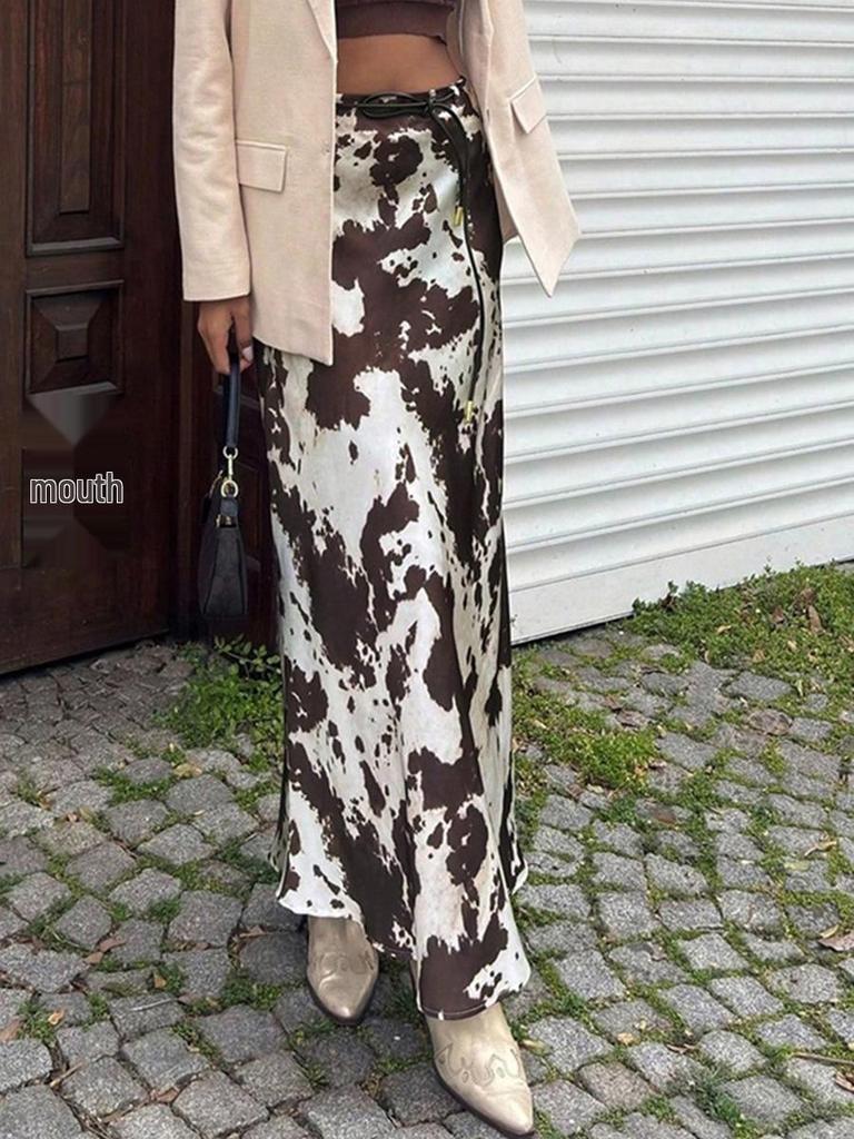2025 Autumn/Winter Women's Satin Print Long Skirt - Slimming Imitation Silk