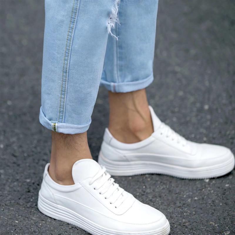 Herren Slim-Fit Nine-Point Jeans im Hong Kong-Stil, gewaschenes Weiß, zerrissen