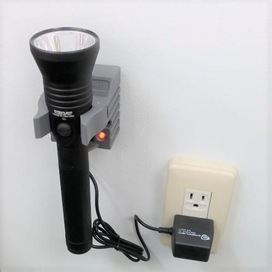 Esco Rechargeable Flashlight/LED (Black) EA758SG-65