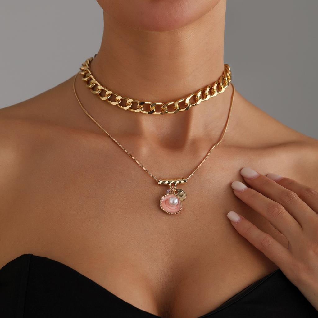 Pink Sea Shell Inlaid Pearl Necklace Light Luxury Design Choker Collarbone Chain