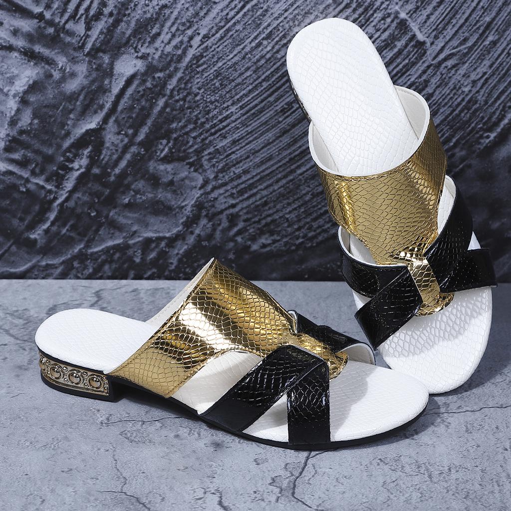 Women Slippers 2025 New Casual Sandals Outdoor Soft Leather Slippers Thick Soled Slope Woven Straw Shoes Luxury Slides Women