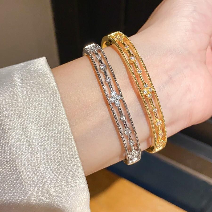 Minimalist Gold Flower Zircon Bracelet With 18k Gold Plated Copper For Women