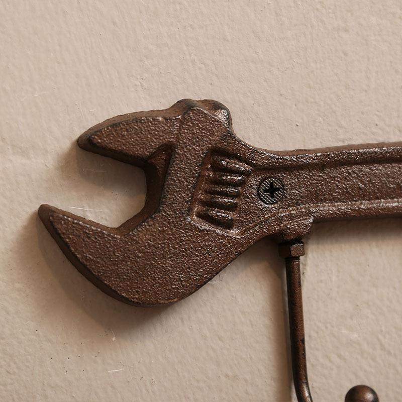 Retro Cast Iron Tool Hook Industrial Style Hammer Wrench Hook Nostalgic Decorative Wall Hanging Hook Craft Iron Art