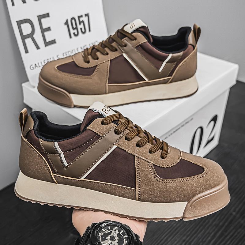 Men Spring 2025 New Trendy Versatile Sports and Leisure Board Shoes Men Non Slip Thick Soled Black Sneakers Comfort Casual Shoes