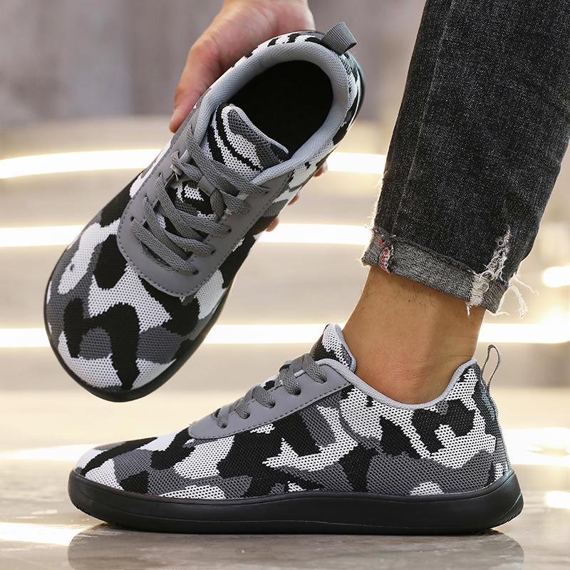 Wide Toe Soft Soled Men's Shoes Loose Comfortable Sneakers European American Versatile All Seaso Outdoor Trendy Barefoot Shoes