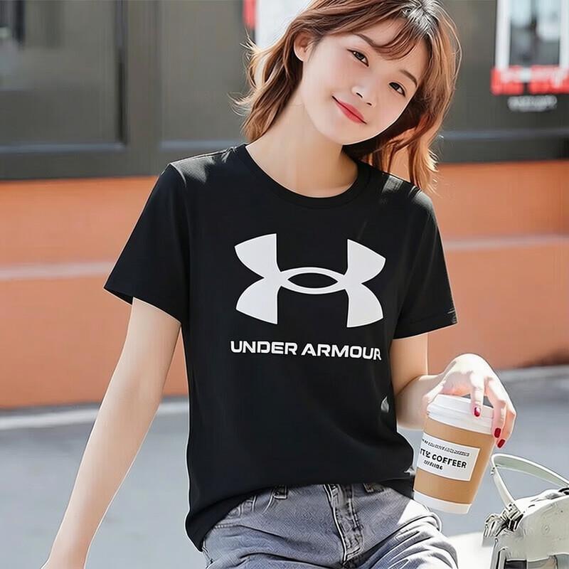 Under Armour Women s Training Short Sleeve T-Shirt S