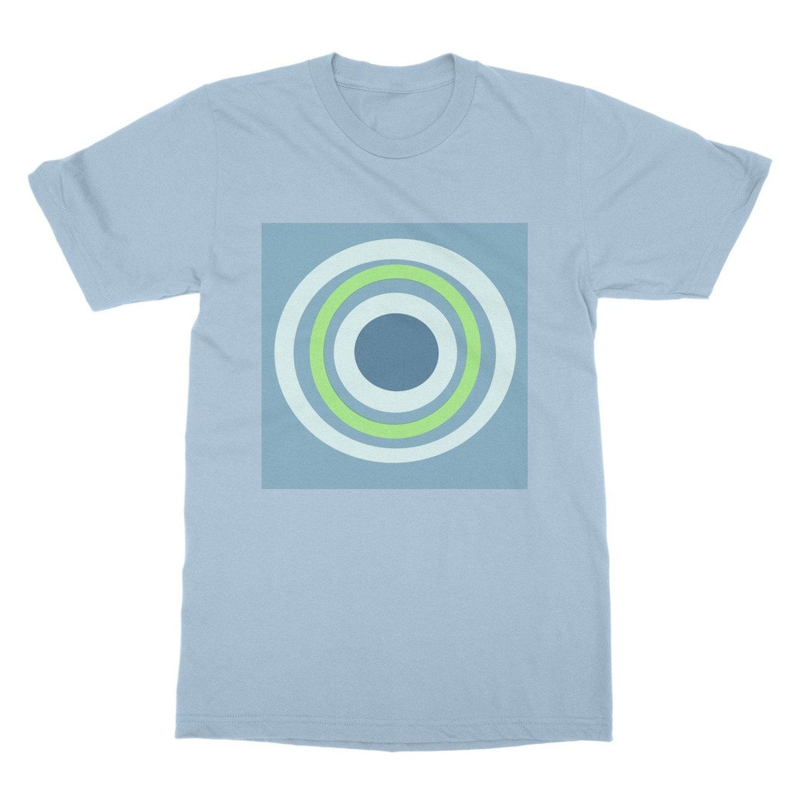 Blue Retro Circles T-Shirt, Unisex Soft Style L