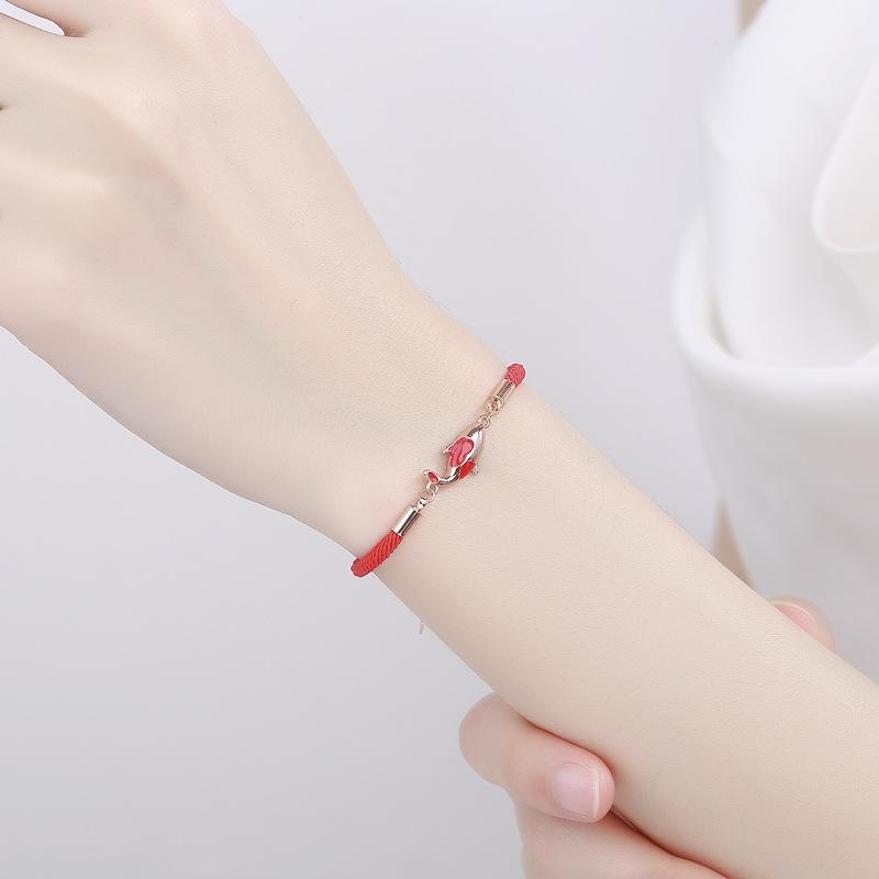 Bransoletka ze sznurka czerwonego z Lucky Koi Prezent