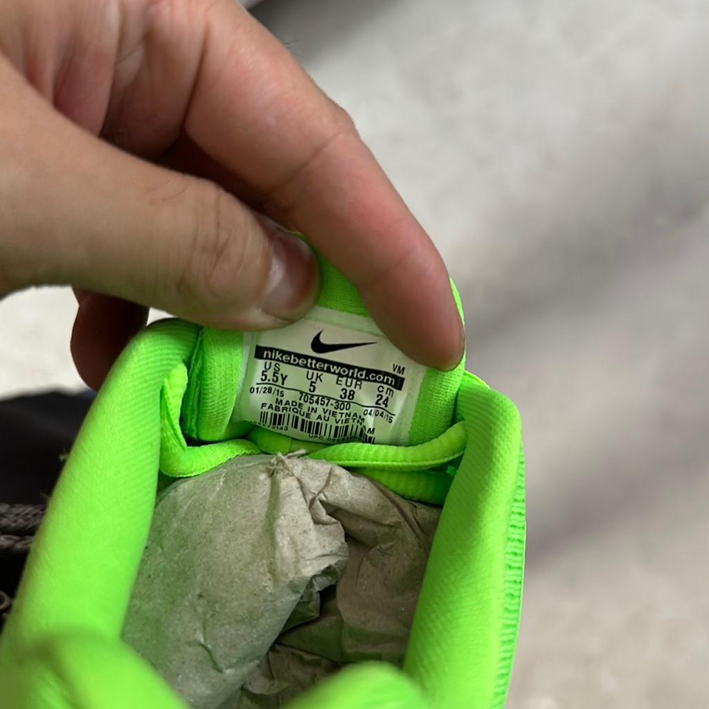 Nike Air Max 2015 GS Kinder Sneaker Grün voltage-green ghost-green 705457-300