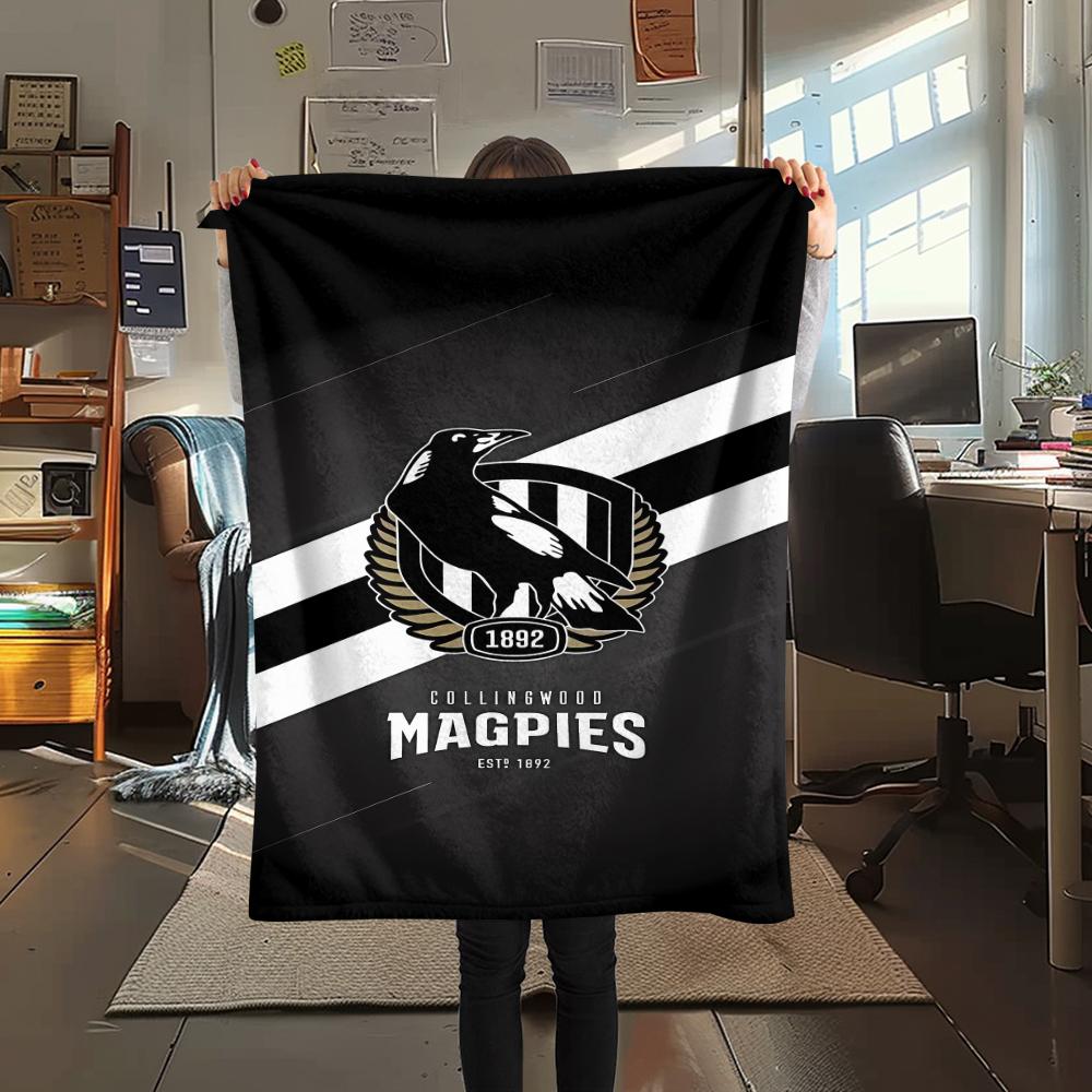1PC Collingwood Football Club Print Flannel Blanket, High quality All Seasons, Home Decor, Warmth and Comfort, Perfect for Christmas Gifts
