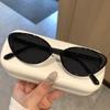 Sophisticated Women's Fashion Cat-eye Myopia Glasses with American Retro Style and Ladylike Look Sunglasses Street Photography