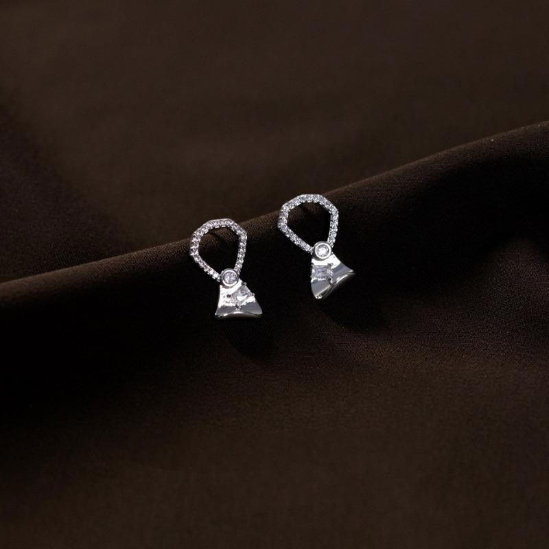 Easy-pull Buckle Earrings for Women  Retro Earrings  Niche Summer Tea Series New Style Trendy Personality