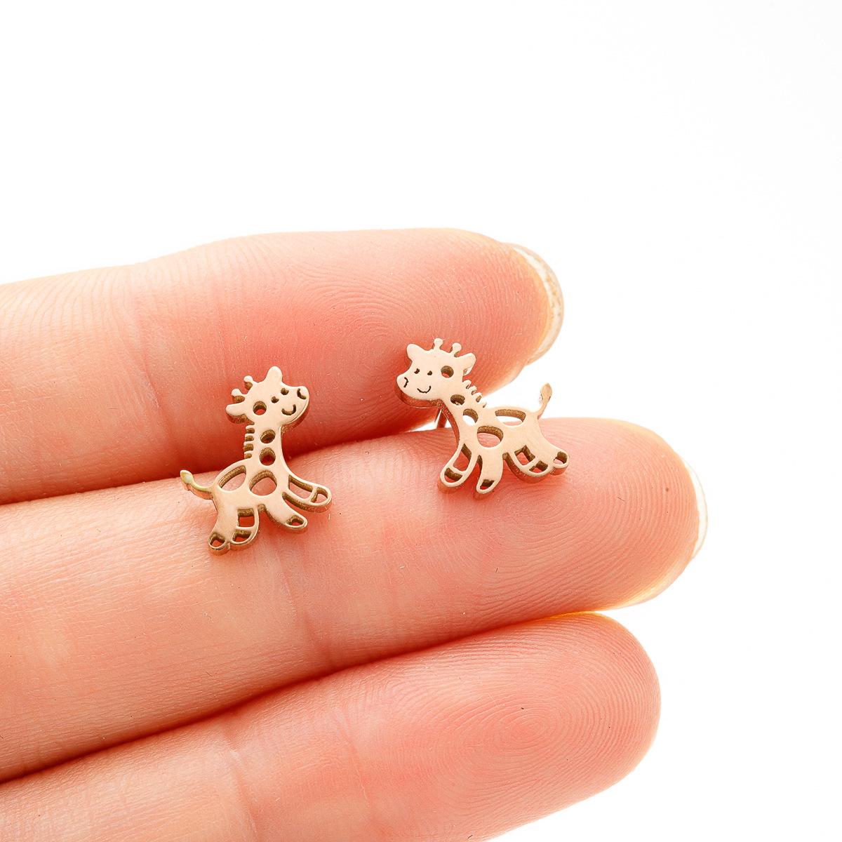 

Korean Autumn/Winter Stainless Steel Little Deer Stud Earrings – Cute Christmas Animal Accessories